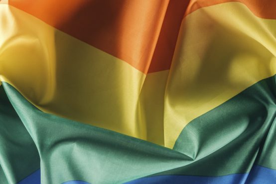 RAINBOW WASHING e comunità LGBT+: quando il fittizio supporto dei brand diventa un potenziale pericolo per la comunità LGBT+
