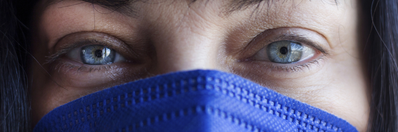 L’utilizzo della mascherina controlla la diffusione del virus, ma siamo sicuri che la nostra socialità non ne stia risentendo?