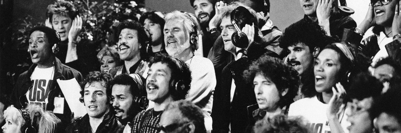 Il 22 novembre 1985 viene incisa la base strumentale di We Are the World, con le voci guida Michael Jackson e Lionel Richie