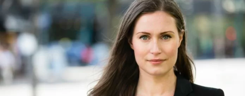 Sanna Marin colpita da una bufera mediatica. Le donne finlandesi hanno risposto con gesti di solidarietà verso la premier Sanna Marin.