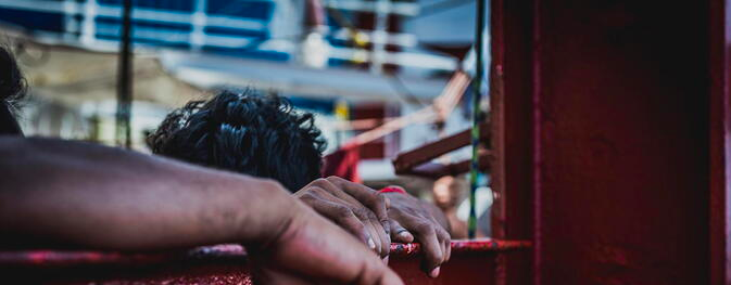 Parigi avverte Roma sulla Ocean Viking: rispetti gli impegni UE: ha il dovere di garantire ai migranti l'accesso alle procedure per l'asilo