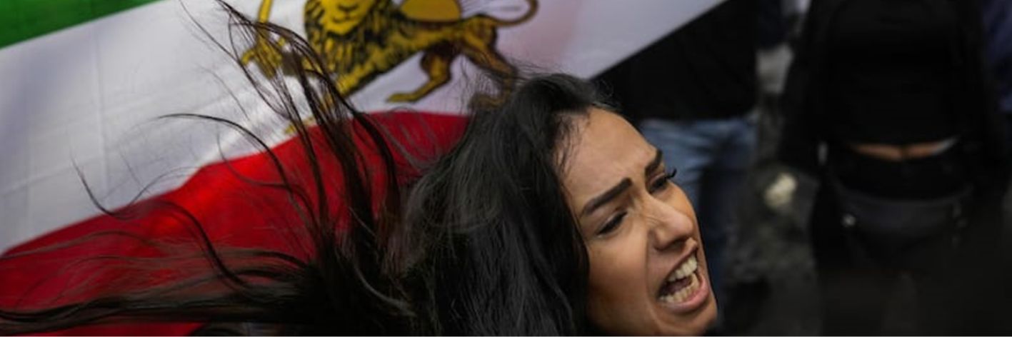 Le donne iraniane saranno le eroine del 2023? Le ribellioni non si placano, arriveràfinalmente la fine della polizia morale e dello hijab?