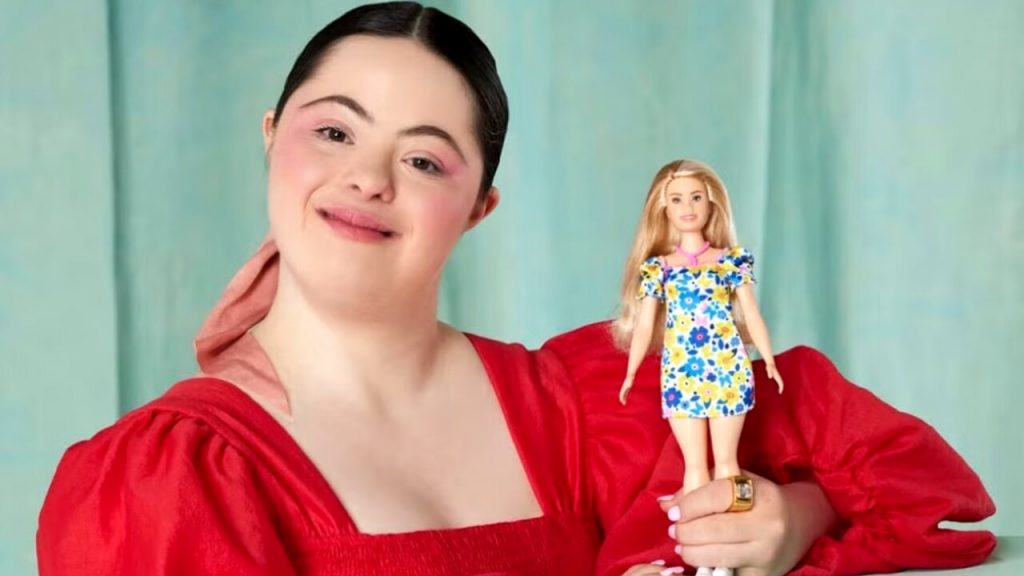 Mattel lancia la Barbie con la sindrome di Down. Dopo la Barbie Curvy, Barbie Tall e Barbie Petite ecco un nuovo passo verso l'inclusività