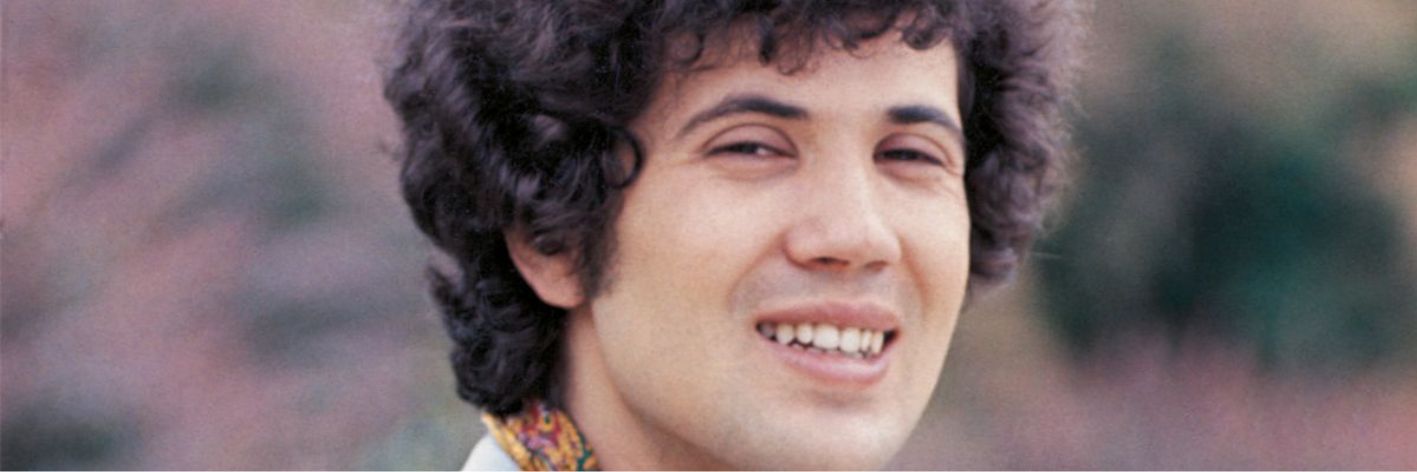 Lucio Battisti innovatore, ribelle, indomabile. A 25 anni dalla scomparsa dell'artista che il New York Times paragonò a Bob Dylan