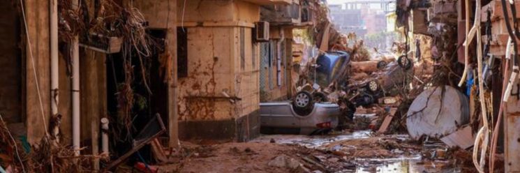 Alluvione in libia, una delle peggiori catastrofi della sua storia 10.000 morti causati dall'aulluvione. Ora periodo colera