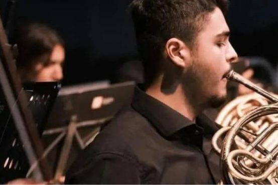 Giovanbattista Cutolo, un giovane musicista dell'orchestra Scarlatti, assassinato da un 16enne a Napoli per futili motivi