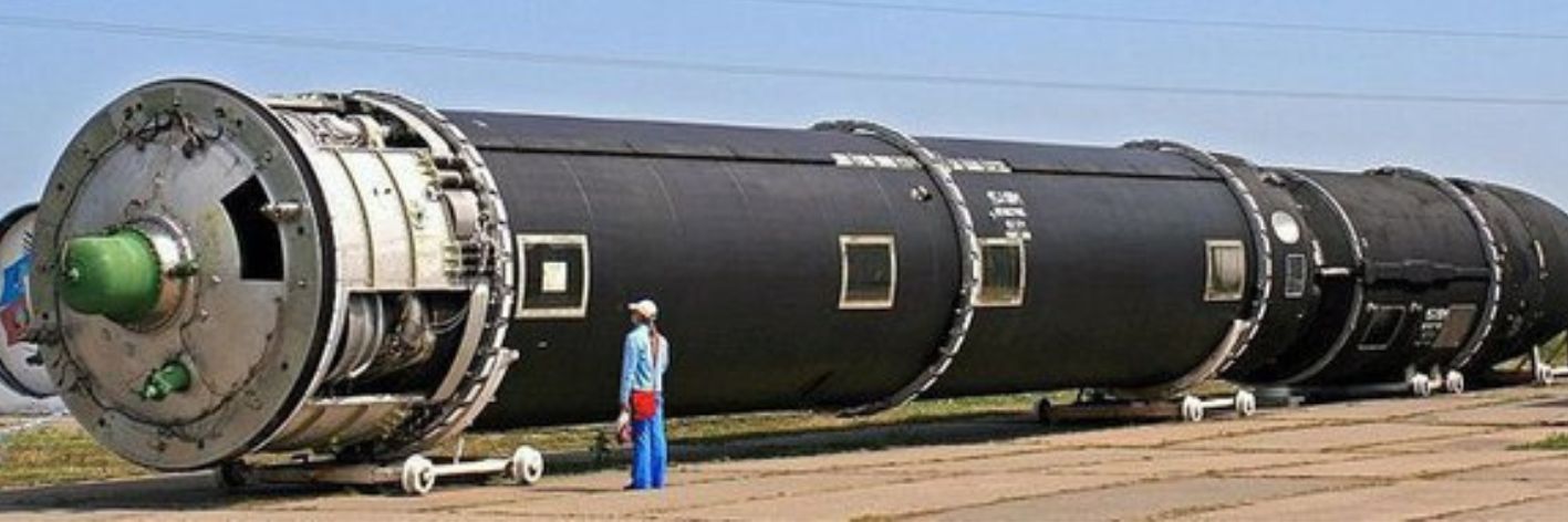 La Russia rende operativo il missile Sarmat, Arma in grado di portare testate nucleari in qualsiasi angolo del mondo difficile da abbattere