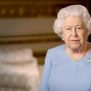 Regina Elisabetta, a un anno dalla sua scomparsa i media britannici si interrogano su Re Carlo e sul suo regno