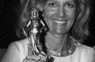 Marina Cicogna, pioniera nel mondo del cinema, è stata, inoltre, la prima donna a vincere un Oscar come produttrice.