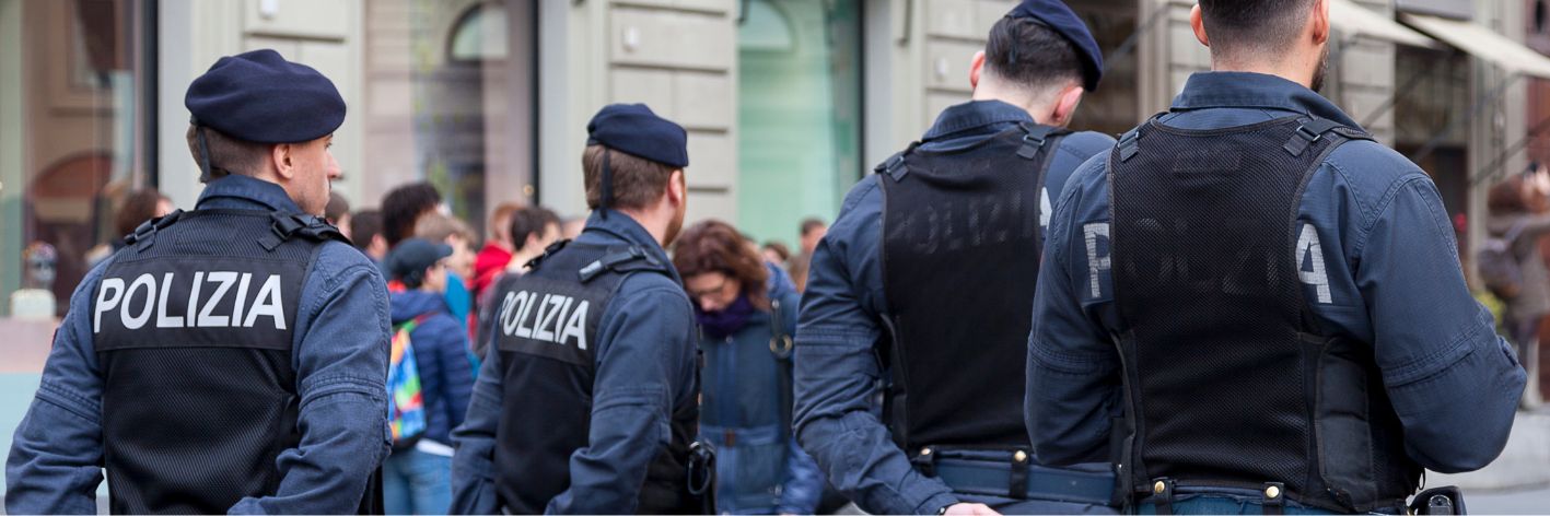 Milano, Milan e Psg: se questo è calcio. Risse tra gruppi di criminali e accoltellamenti. Un probabile omicidio. Bisogna dire basta. Polizia, forze dell'ordine, tifosi