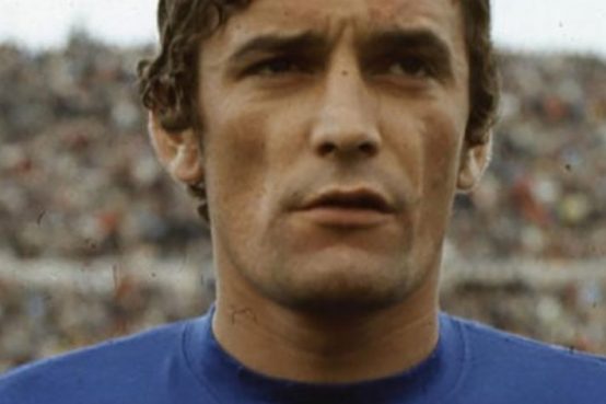 Addio Gigi Riva, leggenda del calcio italiano e simbolo dello sport nazionale, si è spento il 22 gennaio 2024 all'età di 79 anni