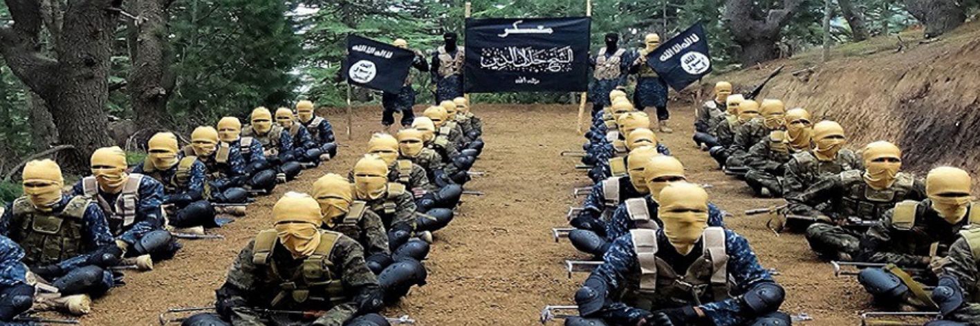 Chi sono i terroristi Isis Khorasan: per molte fonti questa cellula sarebbe nata per agire nella regione che va dall'India alla Russia.