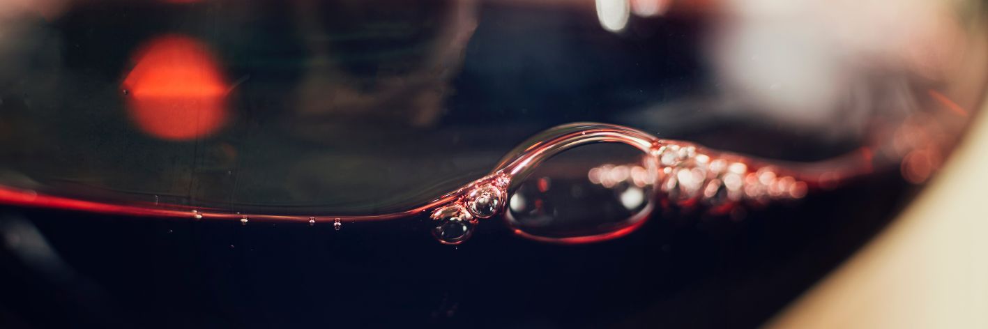 Al via Vinitaly 2024: tutte le tendenze e 200 vini in degustazione nella Terrazza Marche con la visita del ministro Tajani