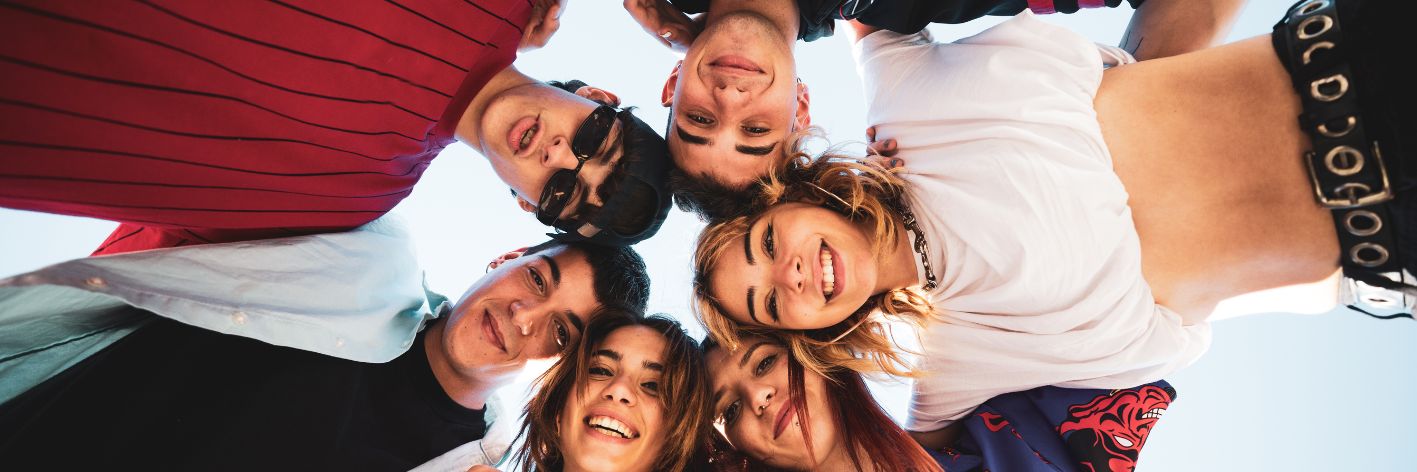 Le generazioni Y e Z stanno davvero cambiando la società? Il focus su benessere, carriera e stabilità è segno di un cambiamento positivo?