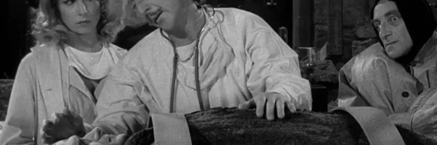 Frankenstein Junior: compie 50 anni il capolavoro di Mel Brooks che dissacrò per sempre il mito del mostro di Frankenstein