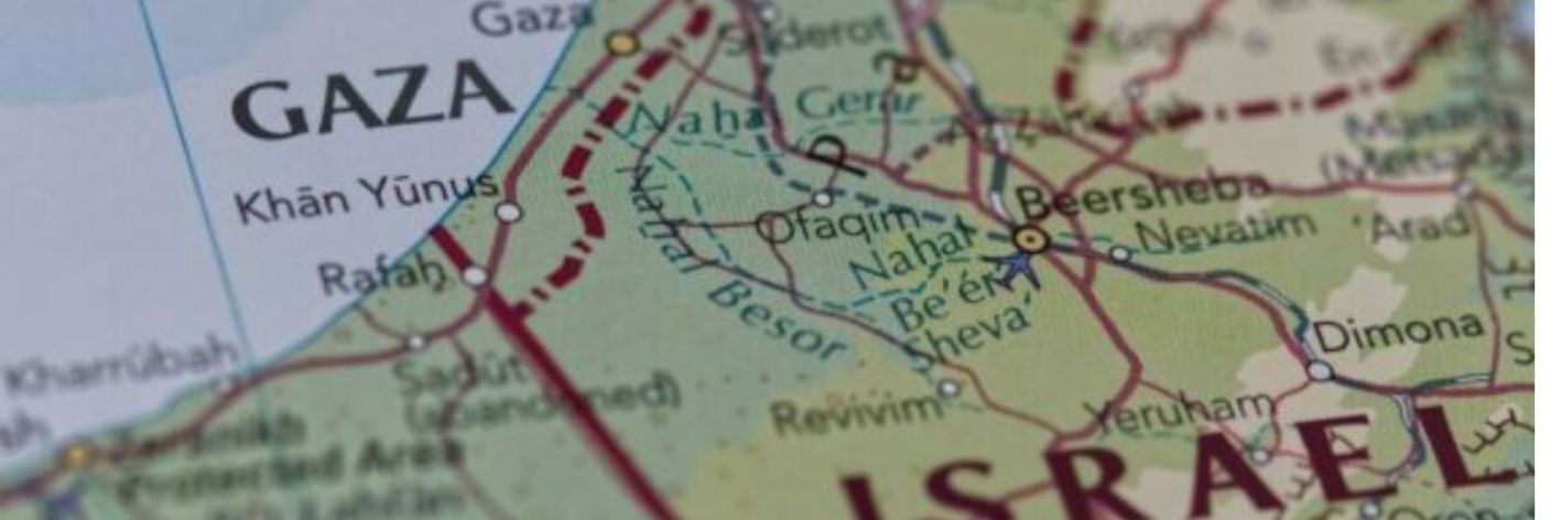 L'accordo è fatto, la tregua a Gaza scatta domenica. Intanto a Gaza migliaia di persone in festa per celebrare il cessate il fuoco.