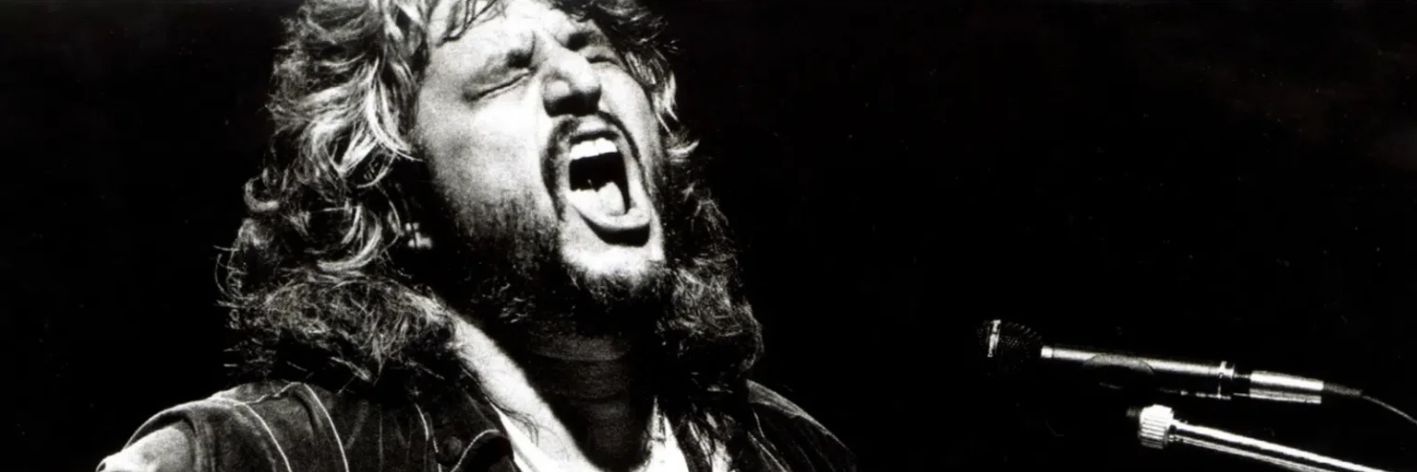 Dieci canzoni di Pino Daniele che amerai come la sua Napoli, da Alleria a Quanno Chiove, Napule è tra blues e tradizione napoletana