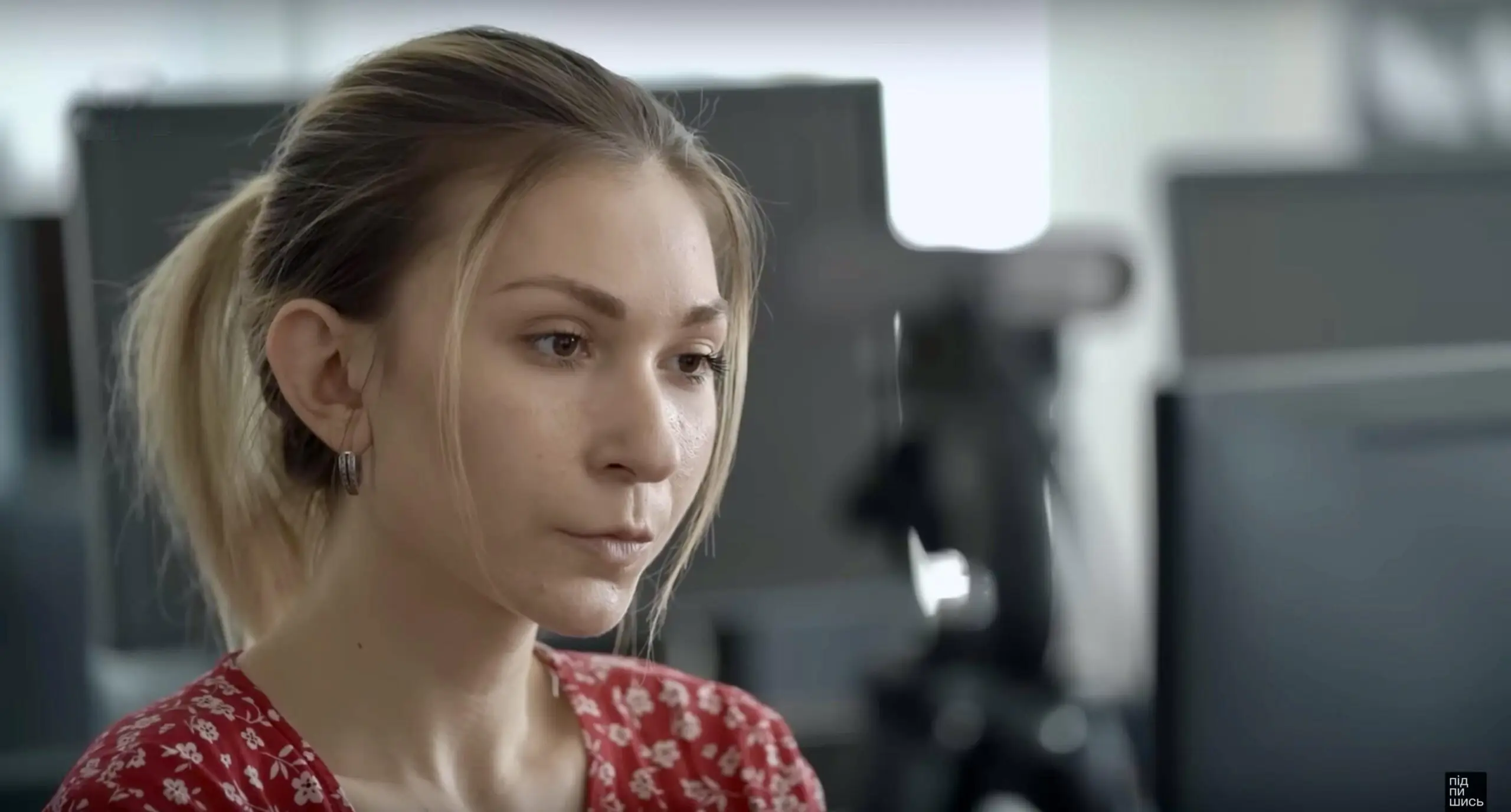 Viktoriia Roshchyna chi era la giornalista ucraina torturata e assassinata da Mosca i cui organi sono stati trafugati