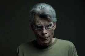 L’America censura Stephen King: è l'autore più censurato dalle scuole USA. Da Carrie a iT, dalla Lunga Marcia a Shining.